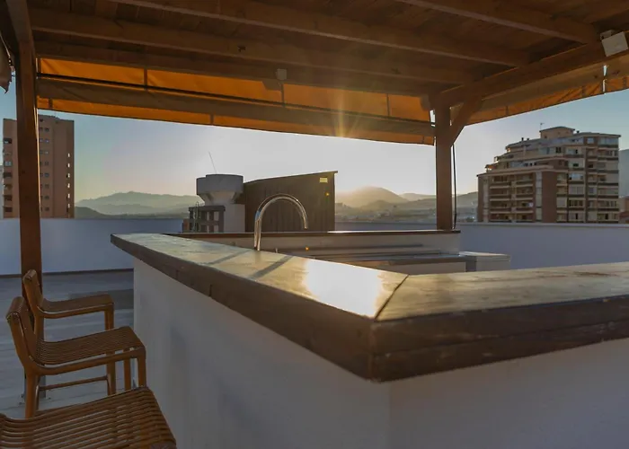 Atico Con Enorme Terraza Y Chill Out Particular